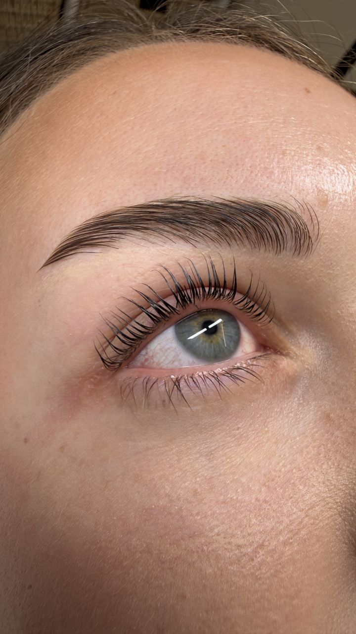 Résultat Lash Lift coréen réalisé chez Debo Beauty