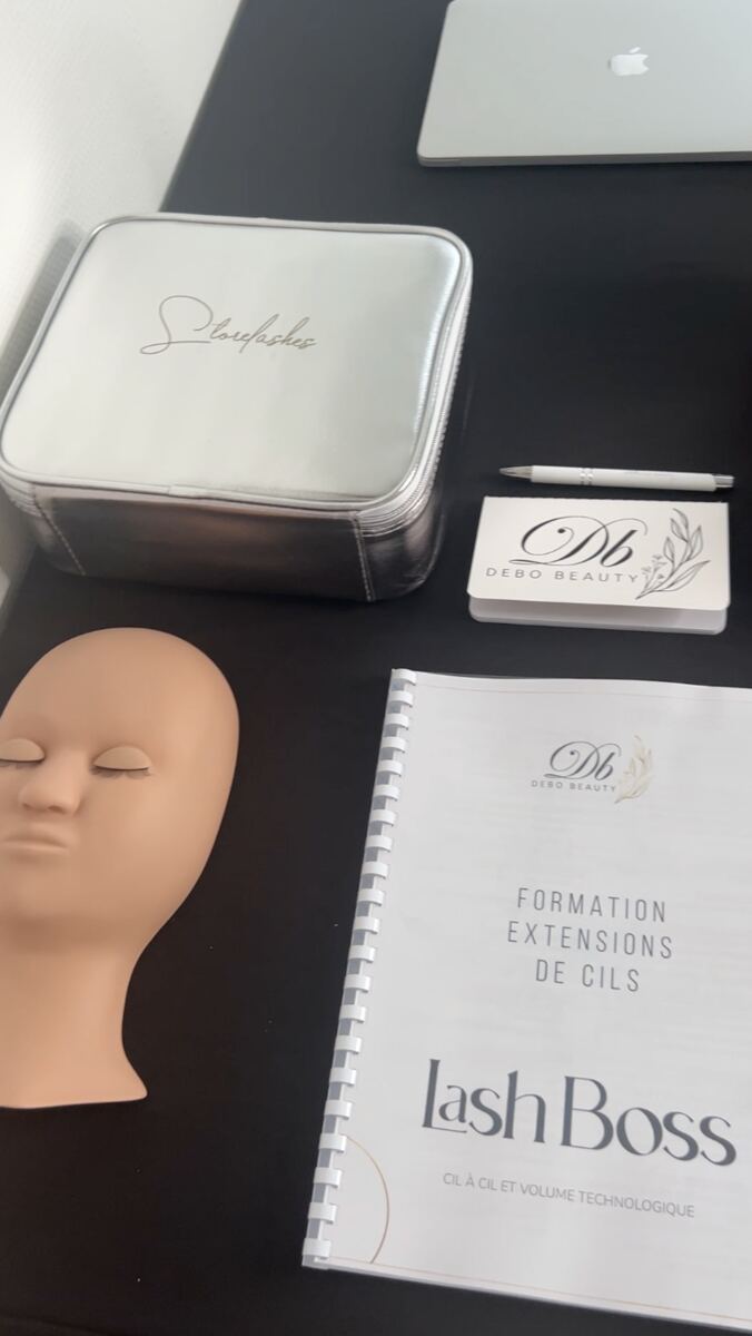 Kit de formation Debo Beauty : tête d'entraînement, support de cours et matériel